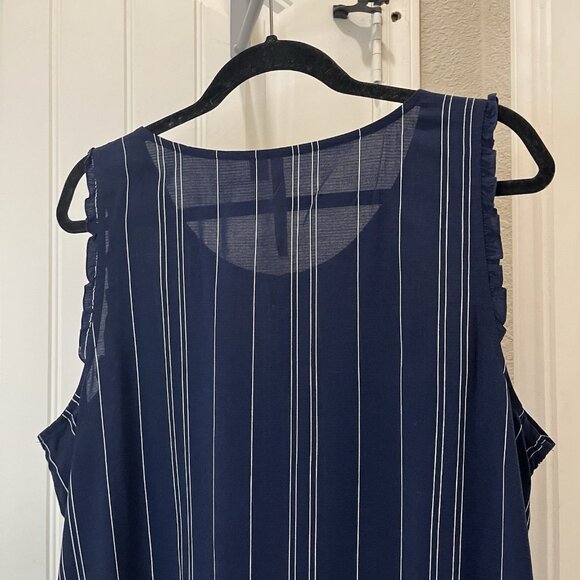 LC Lauren Conrad Blue White Striped Embroidered Sleeveless Ruffle Top Womens XL - Picture 6 of 10